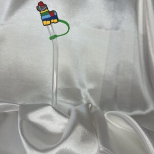 PIÑATA STRAW COVER.