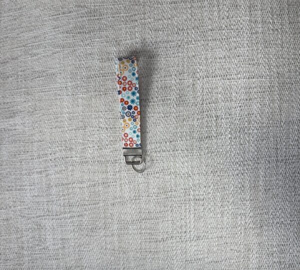 Keychain wristlets